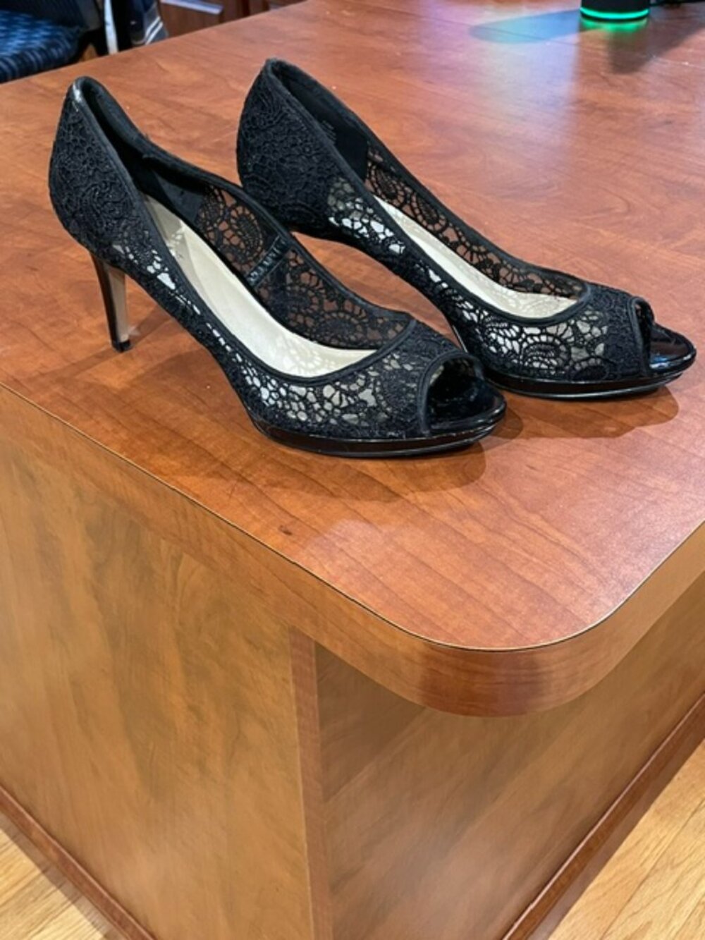 Elegant Black Nine West 3" heels